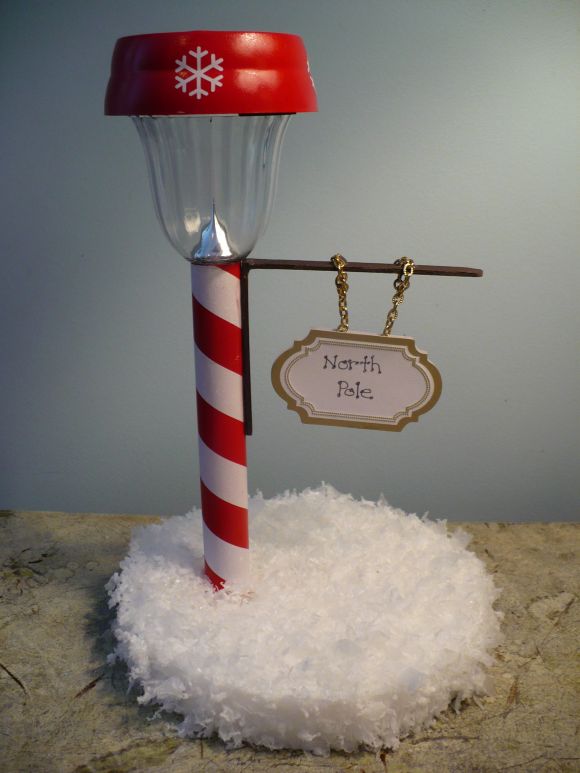 Diy Christmas decoration ideas - north pole street light