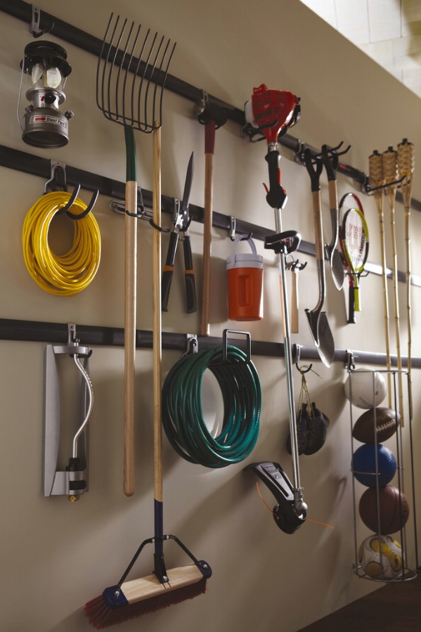 Wall Hanging: A FastTrack Organization System