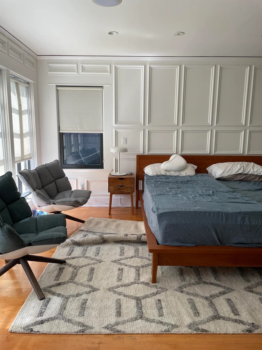 27 Easy Industrial Bedroom Decor Ideas – Offbeatbros