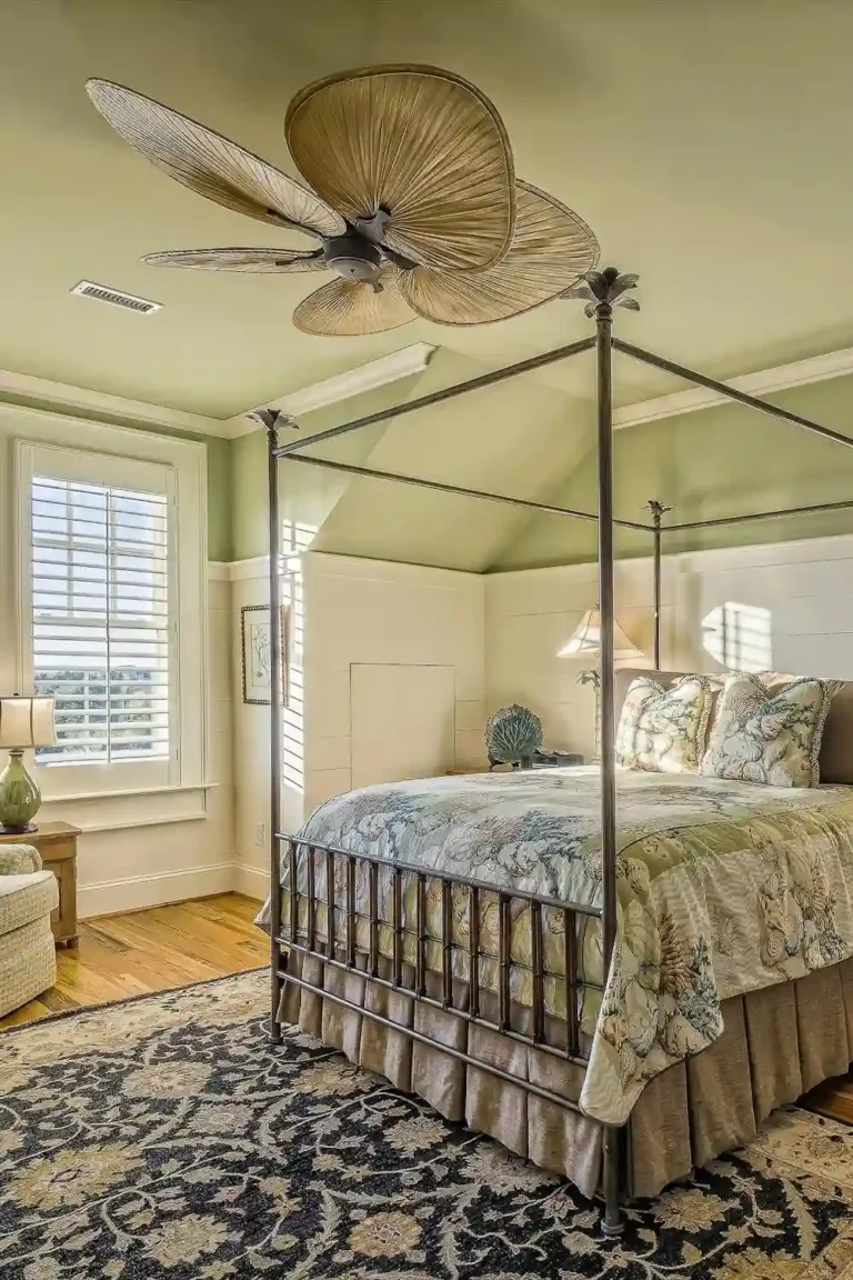 How to Use Sage Green For Serene Bedroom Decor