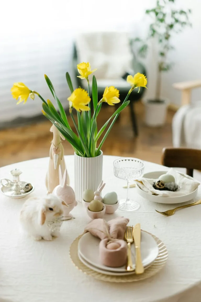 How to Decorate Your Living Room For Spring with the Prettiest Ideas